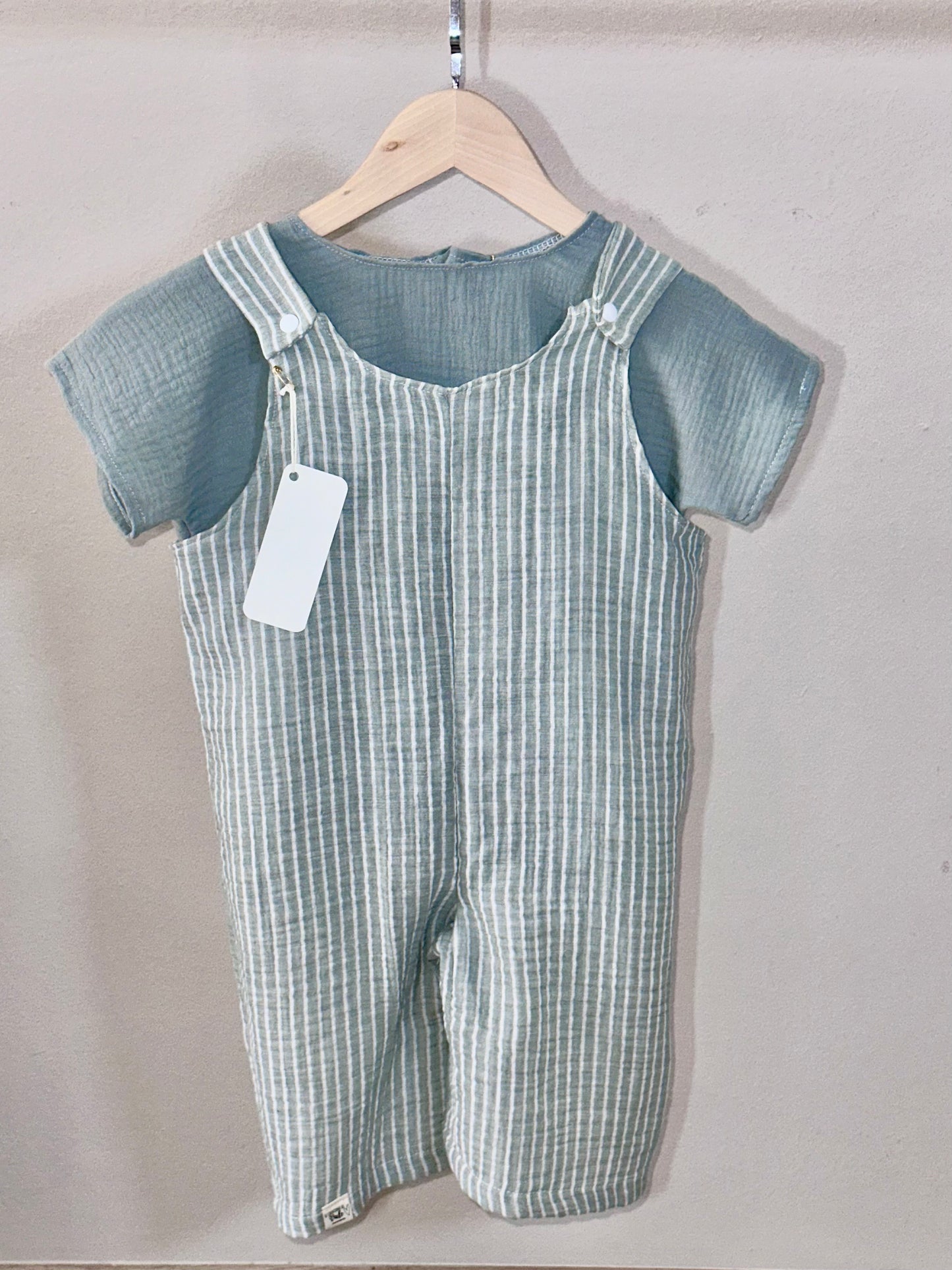 Salopette artigianale in cotone per bambino