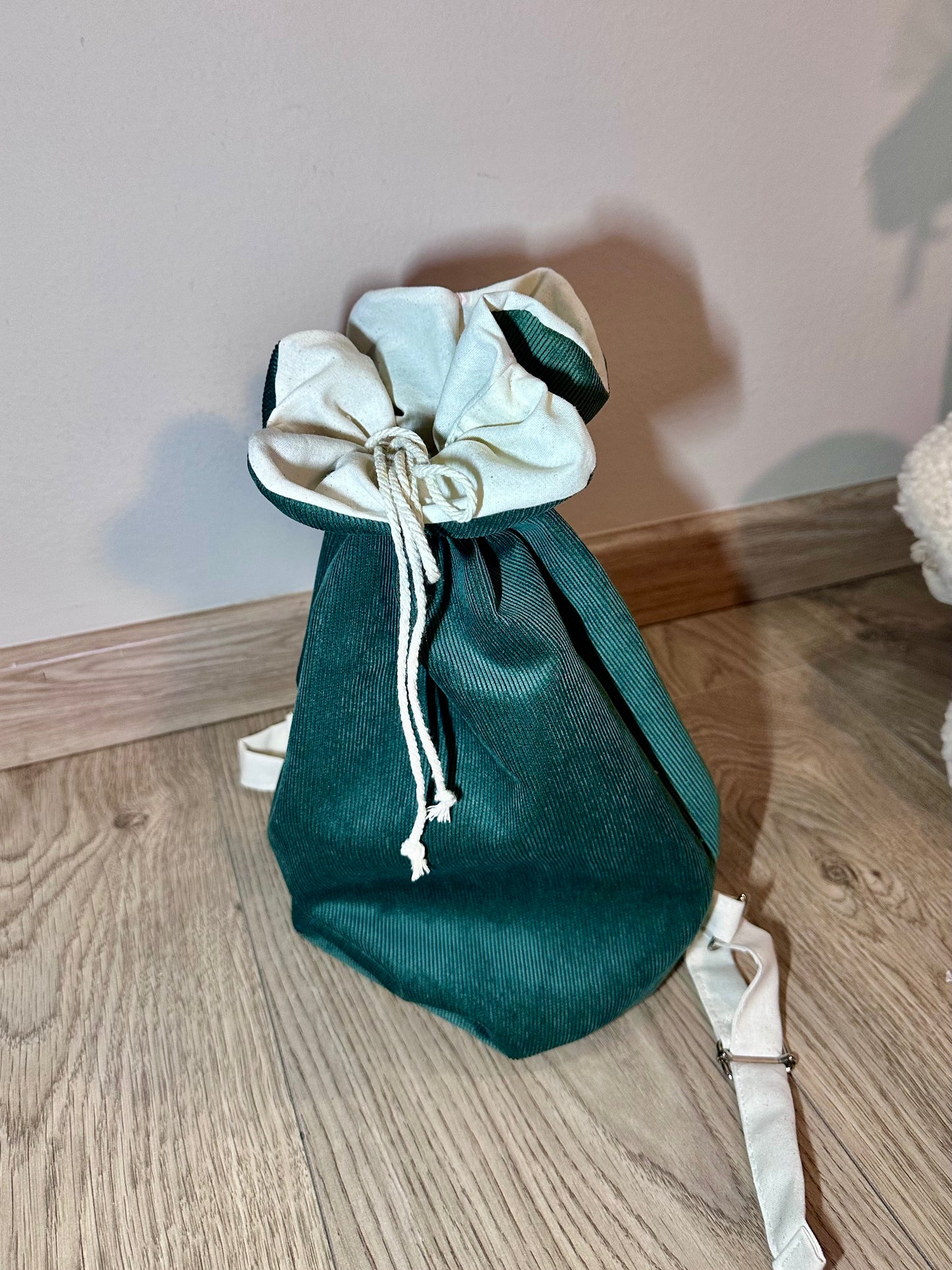 Zainetto a forma di fiore in velluto