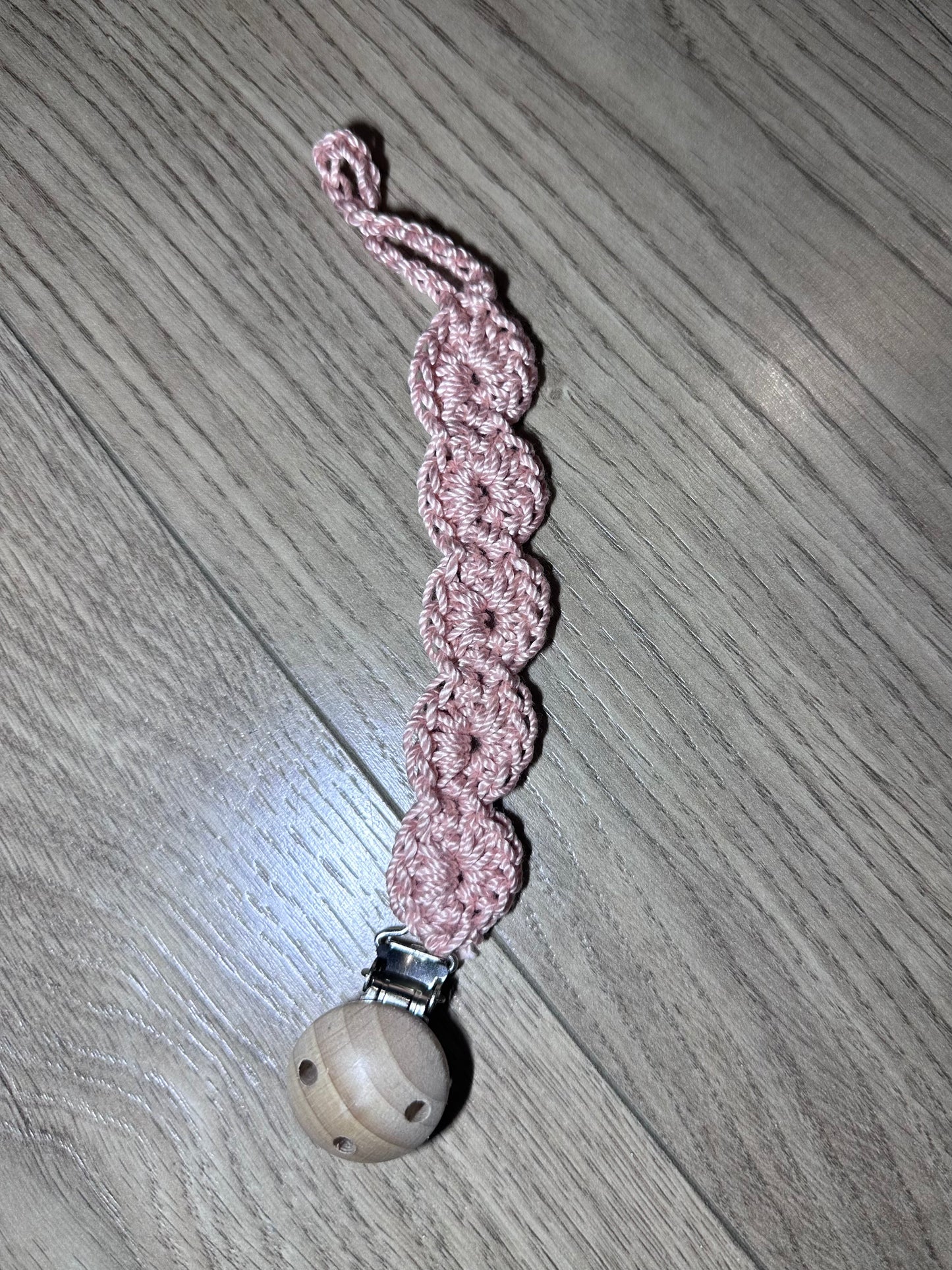 Catenella portaciuccio artigianale all’uncinetto